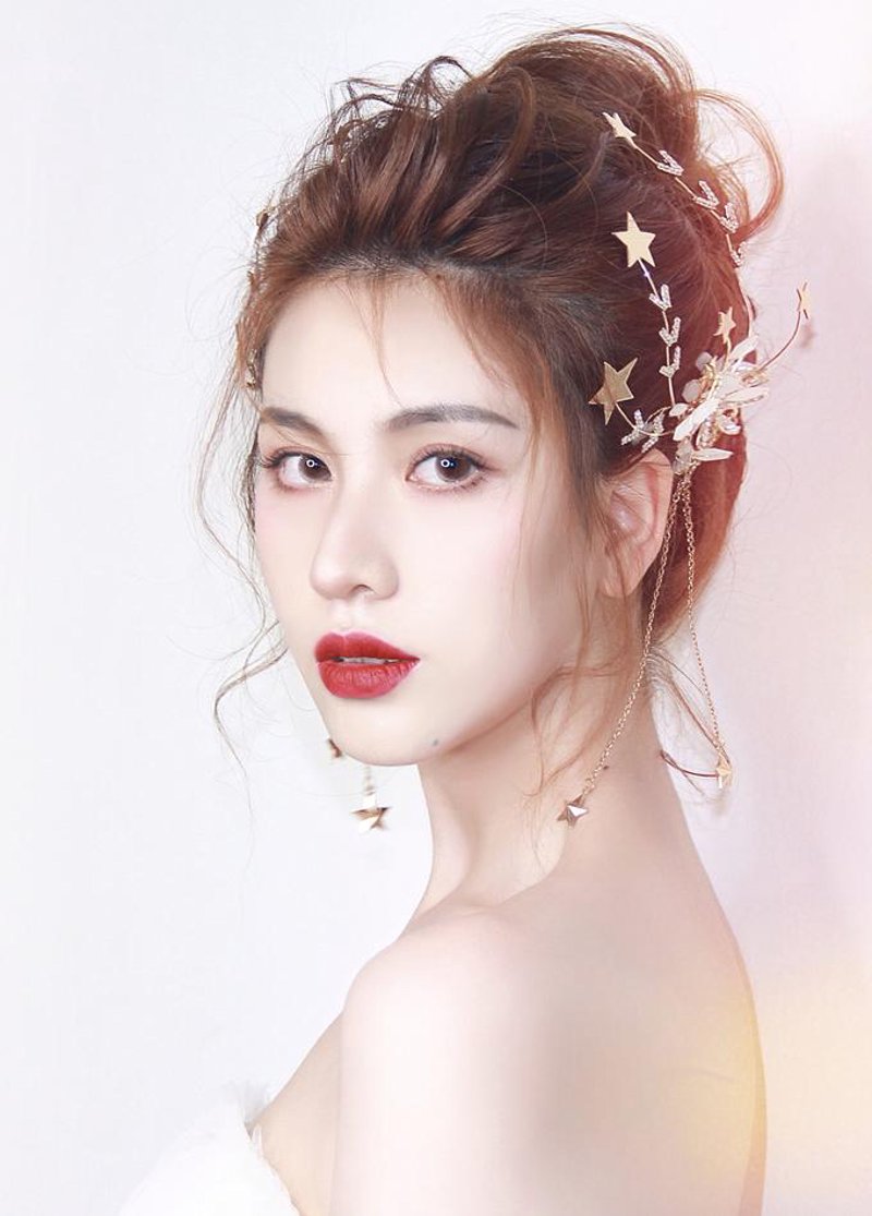 新娘化妆